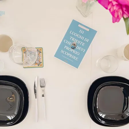 Corridoni 2b Tirabora Short Rent Apartamento