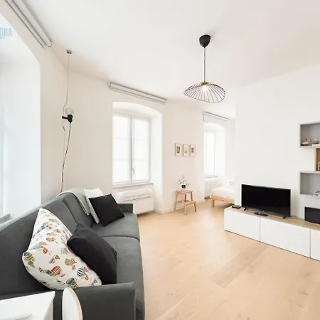 Corridoni 2b Tirabora Short Rent * Τεργέστη