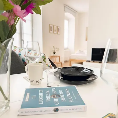 Corridoni 2b Tirabora Short Rent Appartamento Trieste