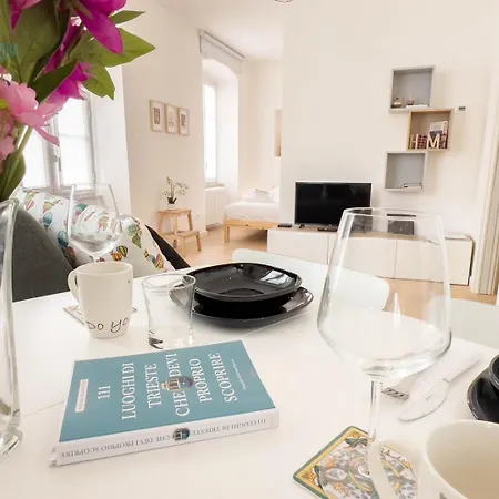 Corridoni 2b Tirabora Short Rent Trieste