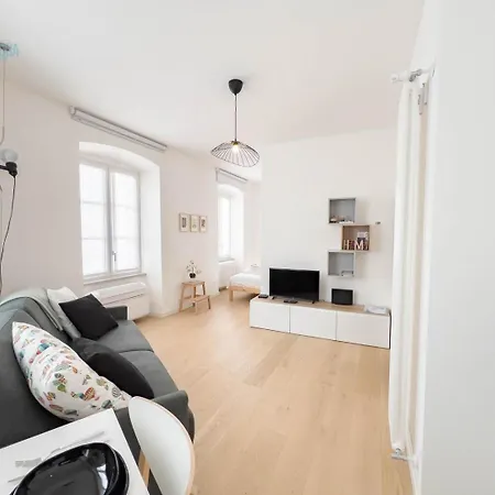 Corridoni 2b Tirabora Short Rent * Triest